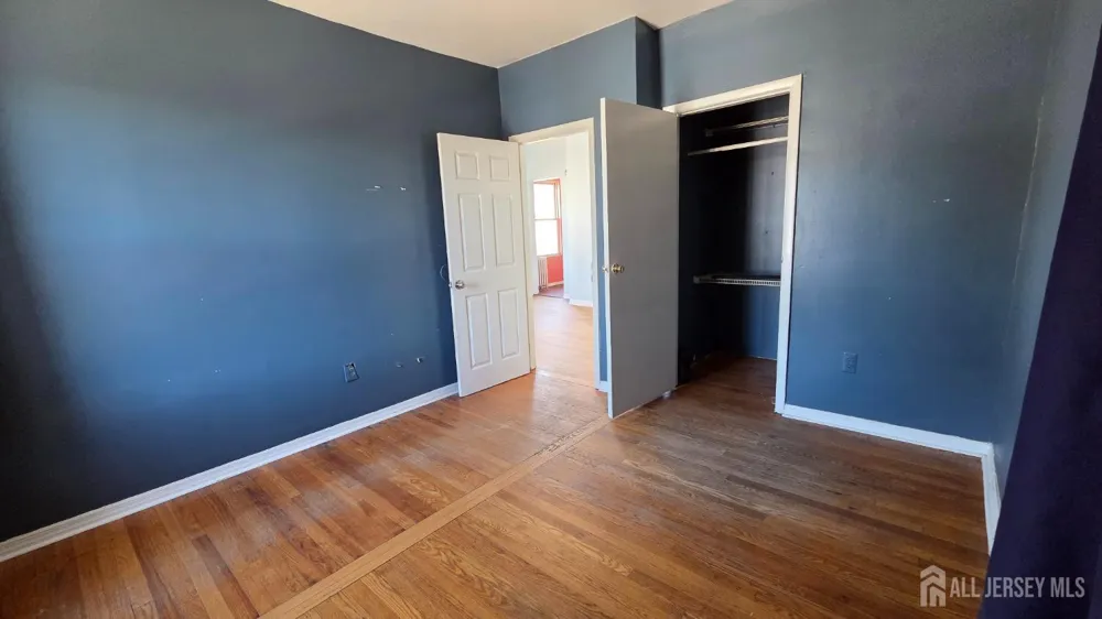 62 Georges Road New Brunswick, NJ 08901