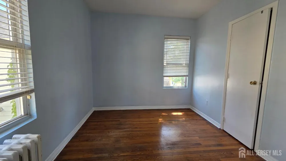 62 Georges Road New Brunswick, NJ 08901