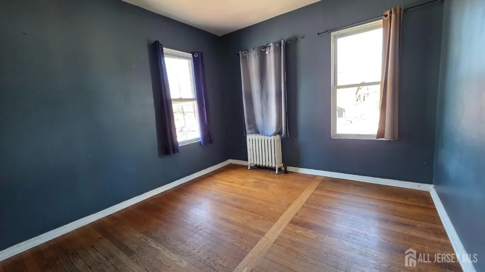 62 Georges Road New Brunswick, NJ 08901