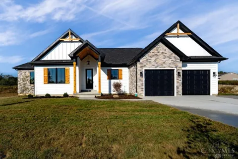 755 Lake Bluff Court