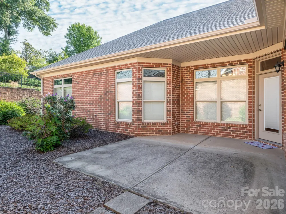 4534 Ideal Way Harrisburg, NC 28075