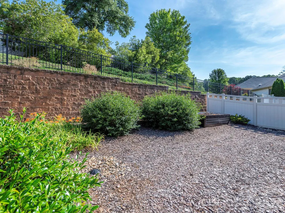 4534 Ideal Way Harrisburg, NC 28075
