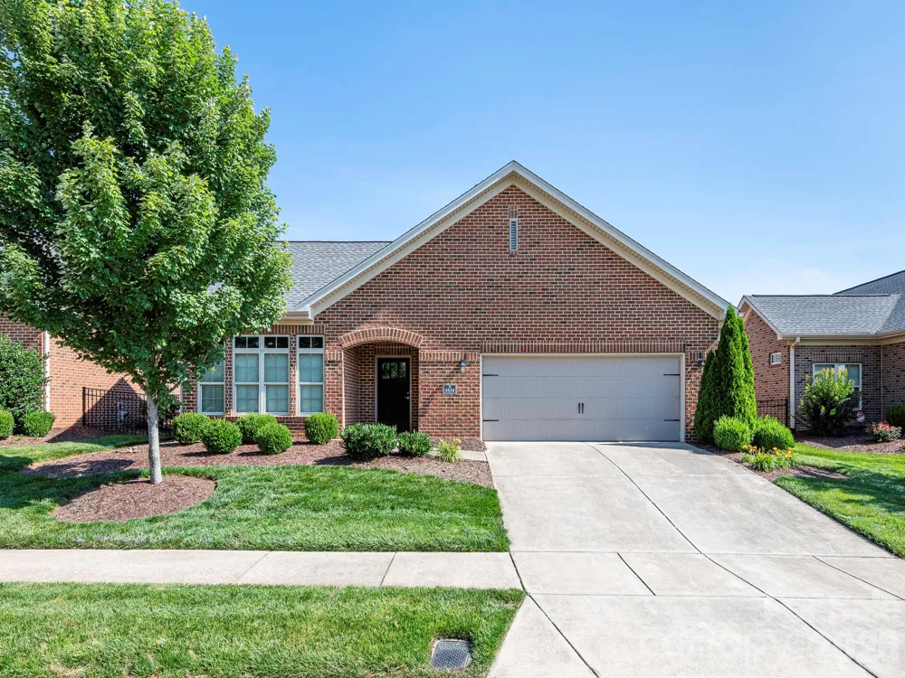 4534 Ideal Way Harrisburg, NC 28075