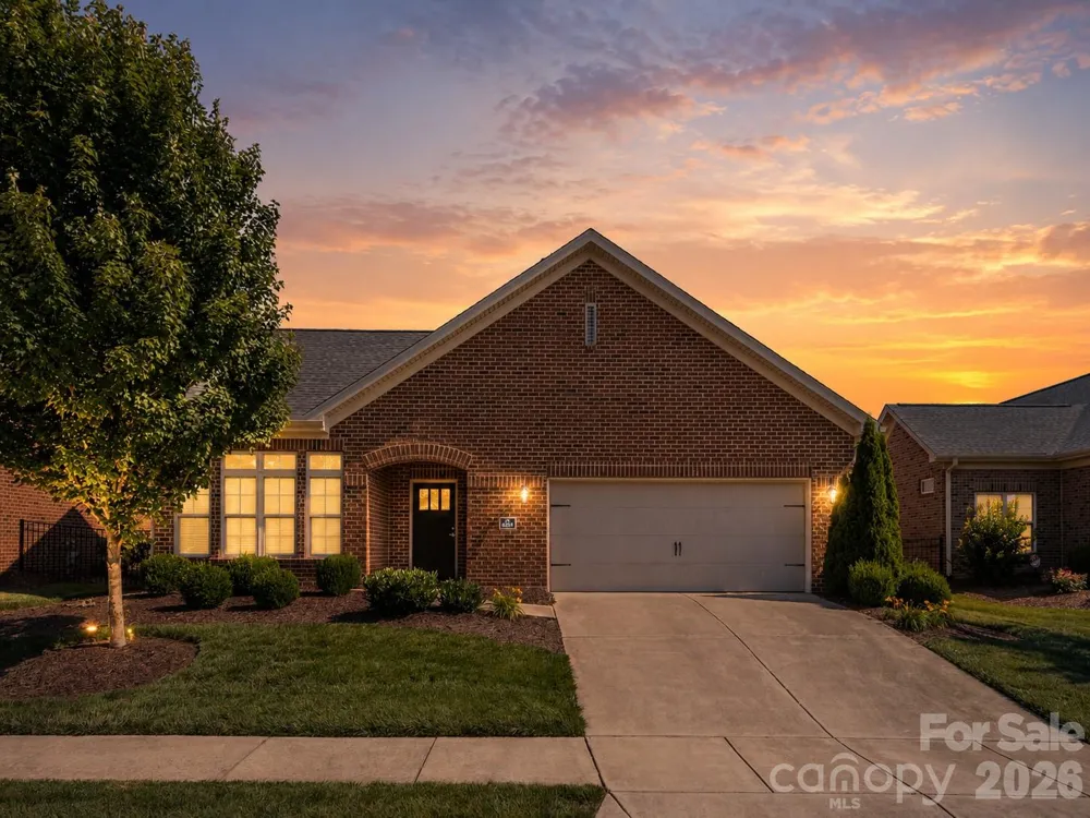 4534 Ideal Way Harrisburg, NC 28075