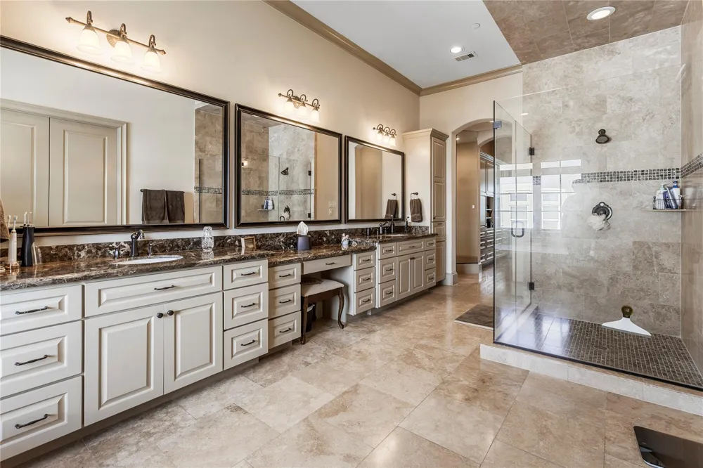 1332 Lake Pointe Parkway Sugar Land, TX 77478