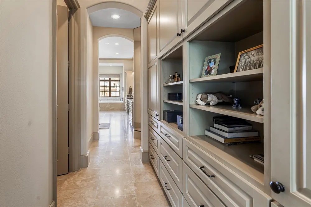 1332 Lake Pointe Parkway Sugar Land, TX 77478