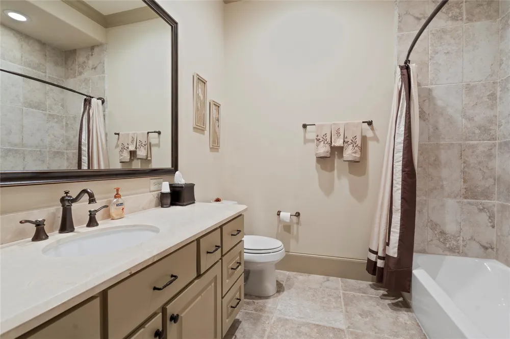 1332 Lake Pointe Parkway Sugar Land, TX 77478
