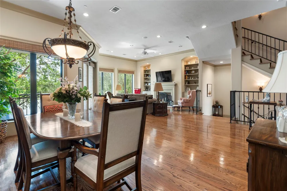 1332 Lake Pointe Parkway Sugar Land, TX 77478