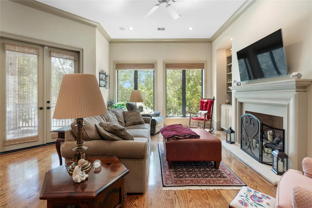 1332 Lake Pointe Parkway Sugar Land, TX 77478