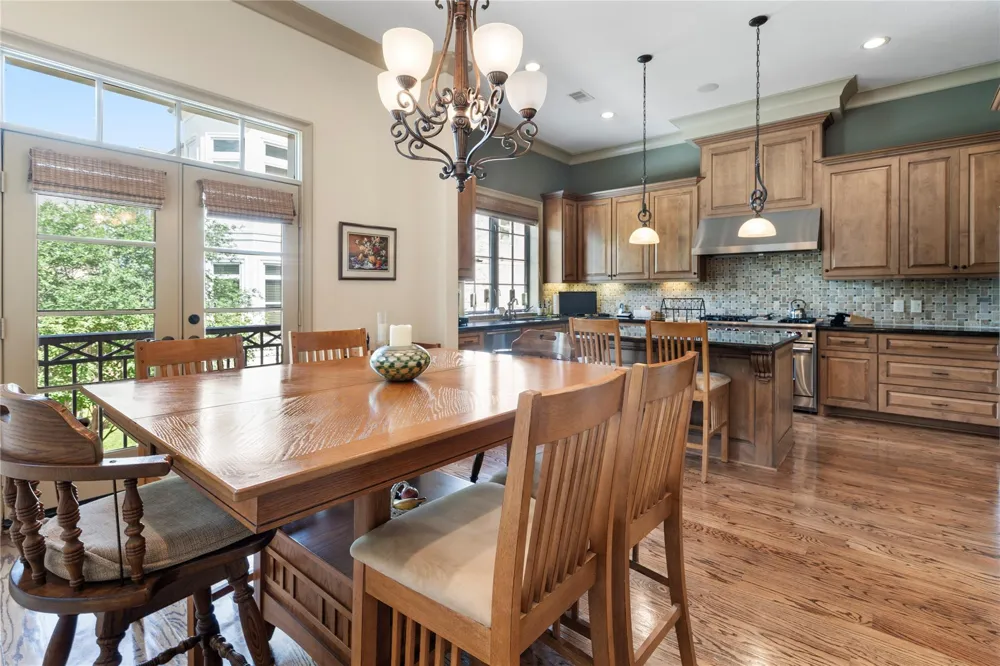 1332 Lake Pointe Parkway Sugar Land, TX 77478