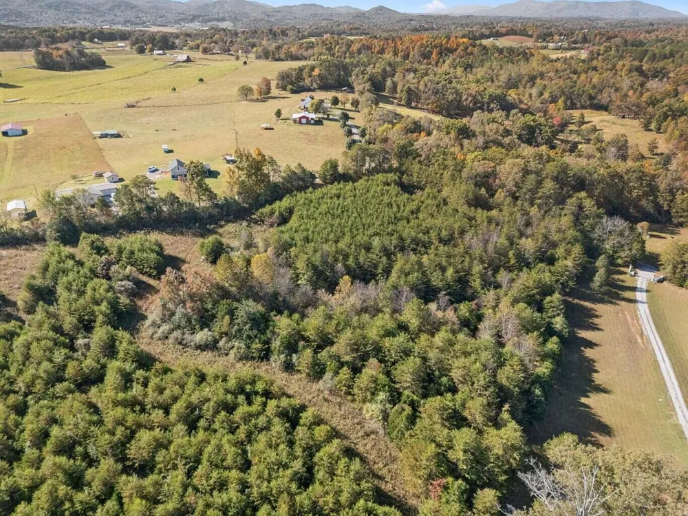 Old Sink Church, Lot 32 Tellico Plains, TN 37385