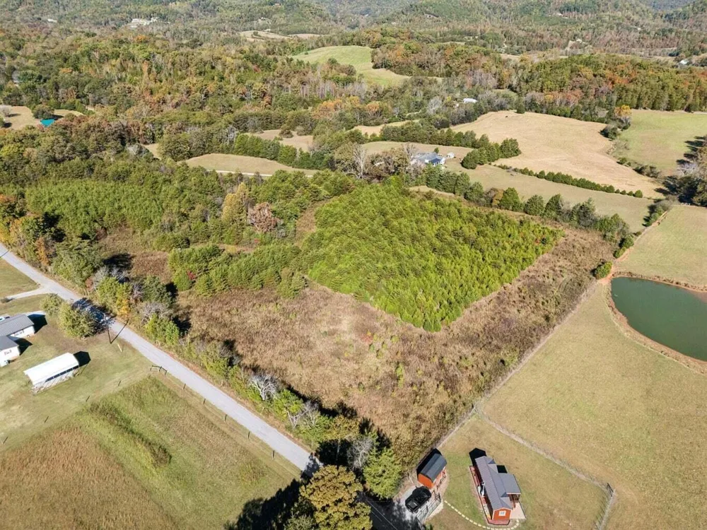 Old Sink Church, Lot 32 Tellico Plains, TN 37385
