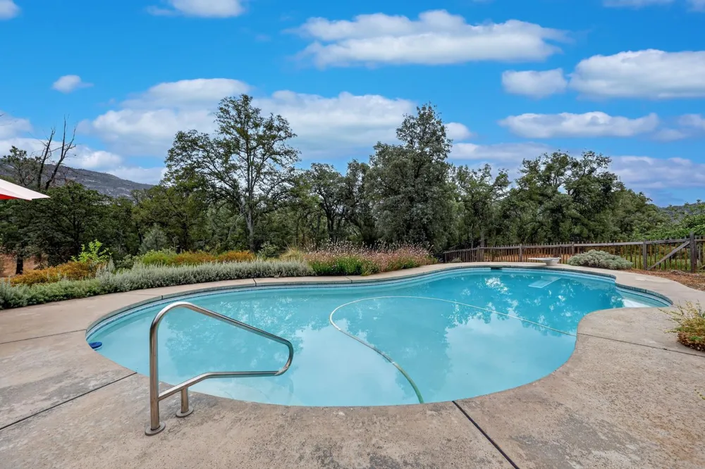 32115 Rock Hill Lane Auberry, CA 93602