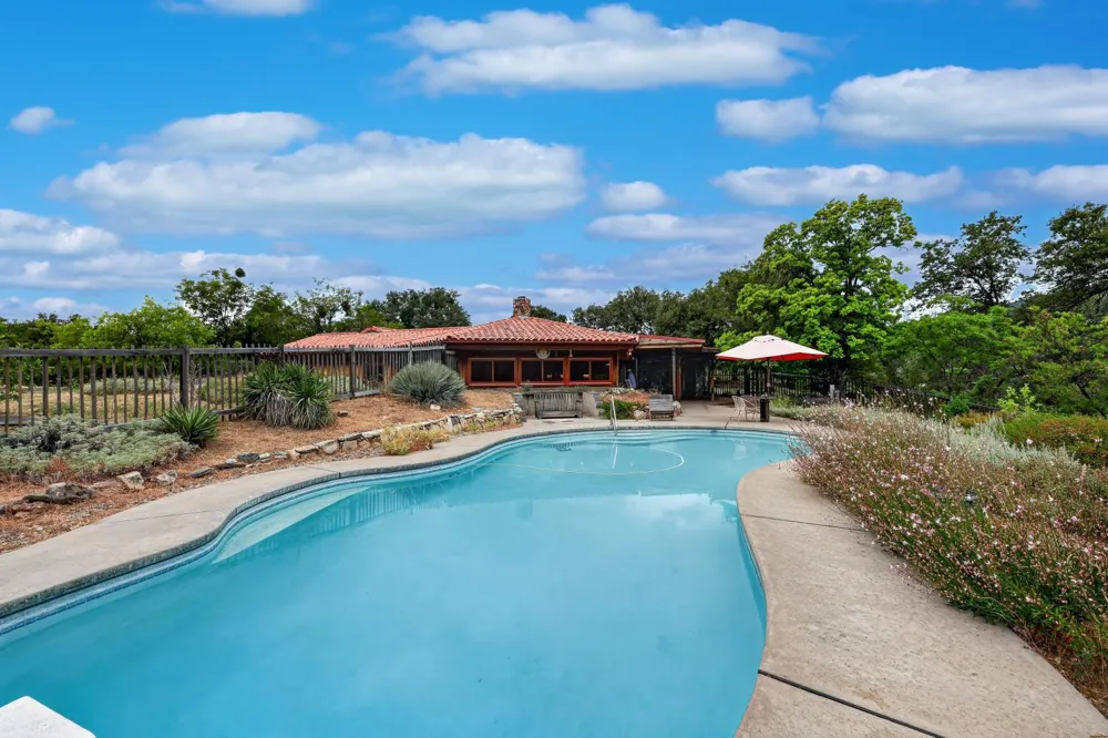 32115 Rock Hill Lane Auberry, CA 93602