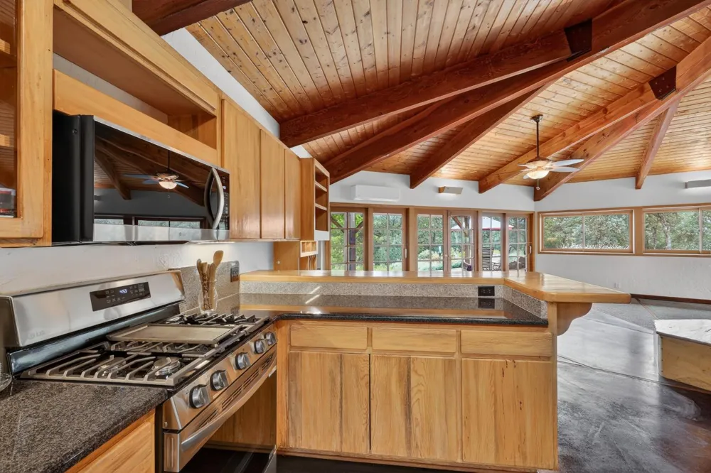 32115 Rock Hill Lane Auberry, CA 93602