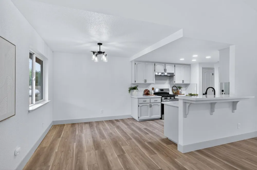 1418 Del Rey Avenue Sanger, CA 93657