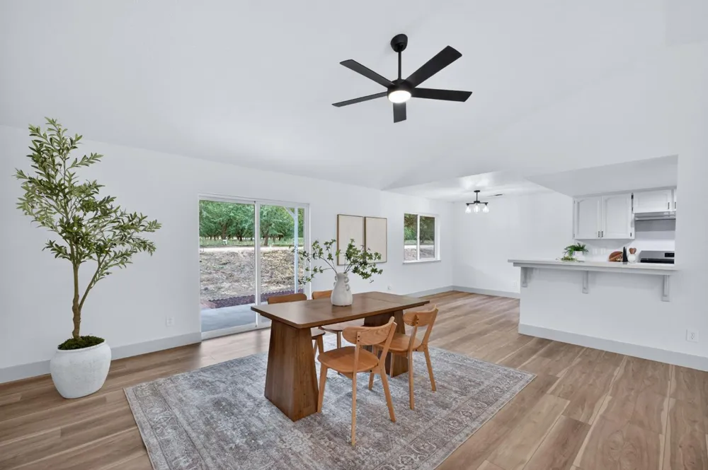 1418 Del Rey Avenue Sanger, CA 93657