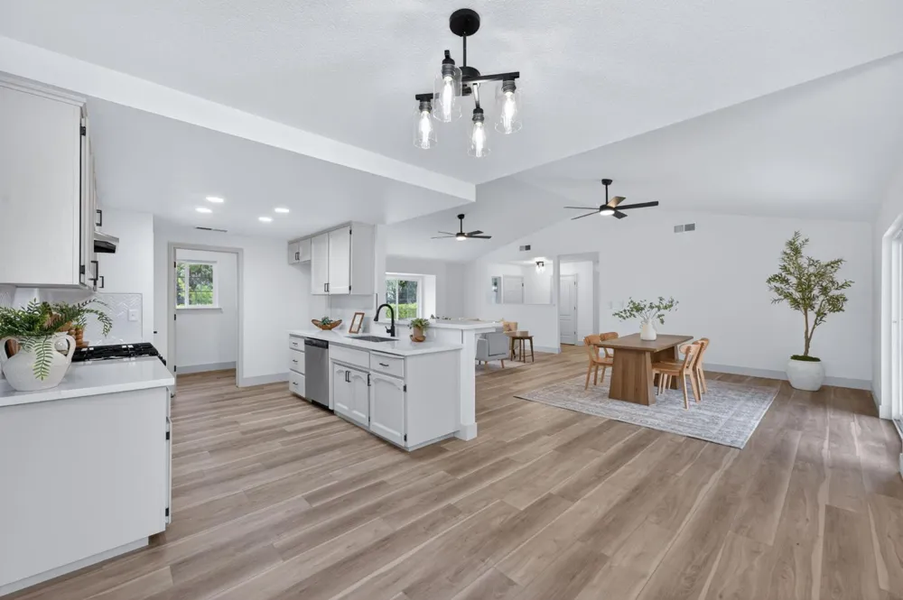 1418 Del Rey Avenue Sanger, CA 93657