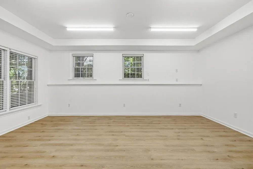 1318 Village Terrace Court Dunwoody, GA 30338