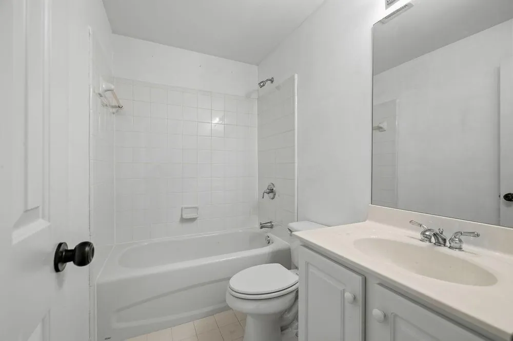 1318 Village Terrace Court Dunwoody, GA 30338