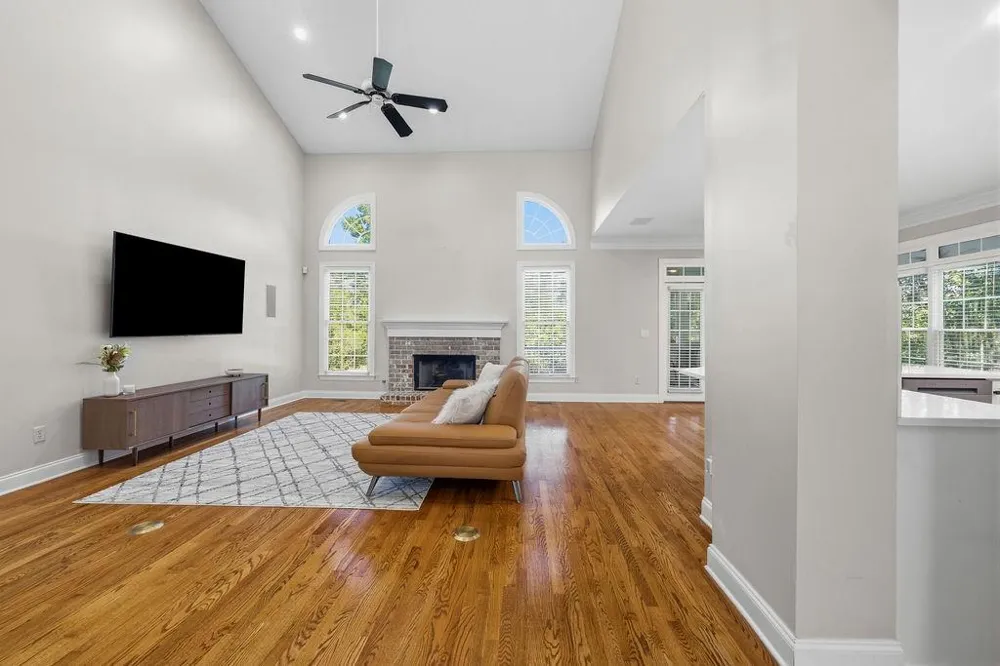1318 Village Terrace Court Dunwoody, GA 30338