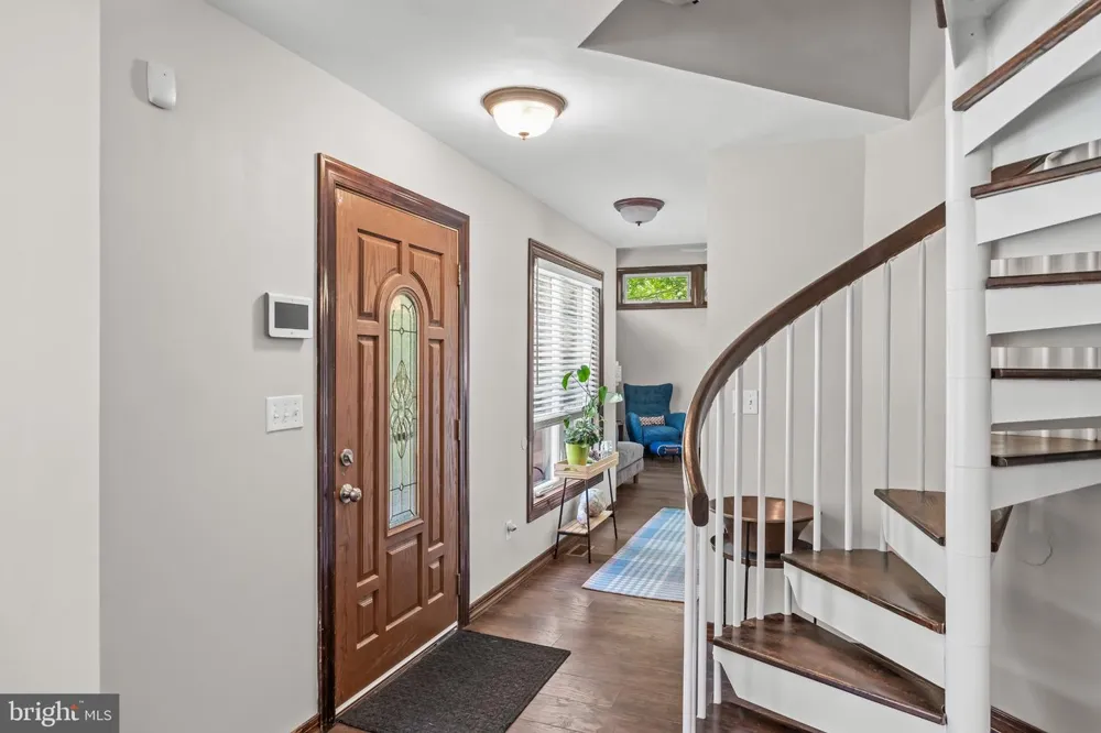 6330 ESTELLE AVENUE Mays Landing, NJ 08330