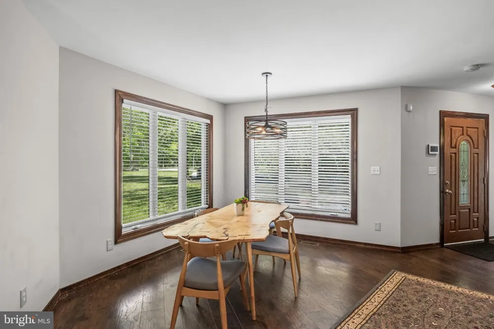 6330 ESTELLE AVENUE Mays Landing, NJ 08330