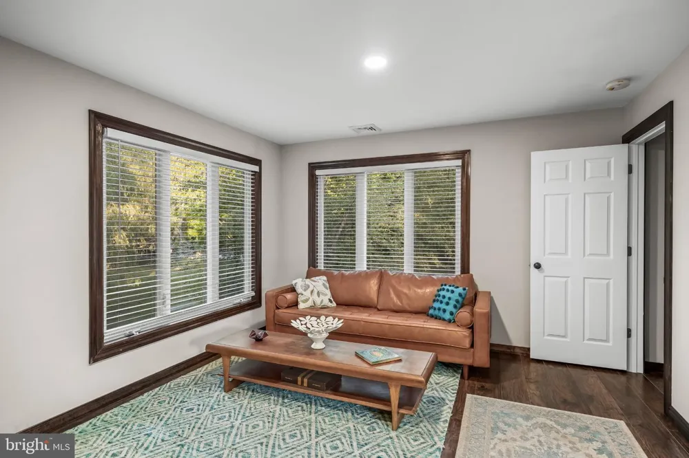6330 ESTELLE AVENUE Mays Landing, NJ 08330