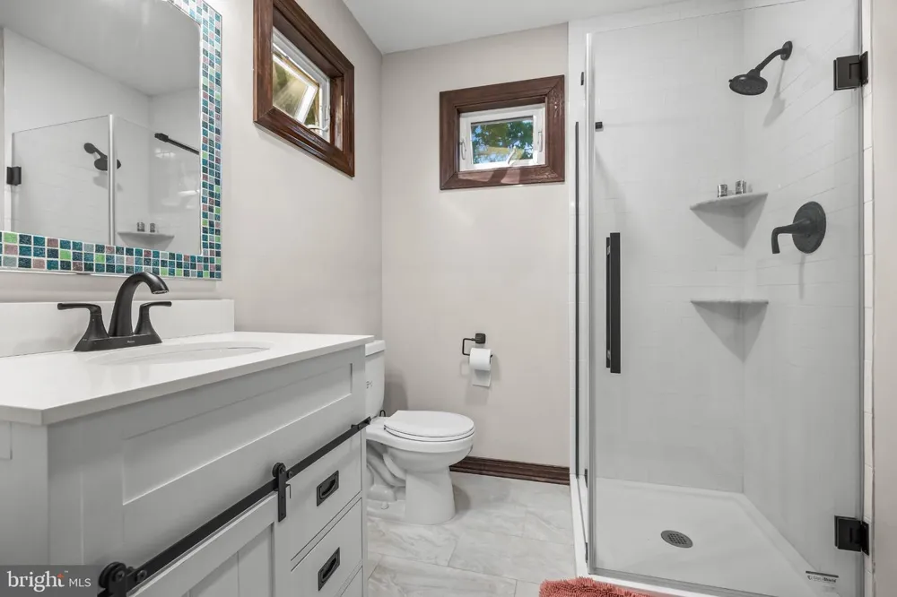 6330 ESTELLE AVENUE Mays Landing, NJ 08330