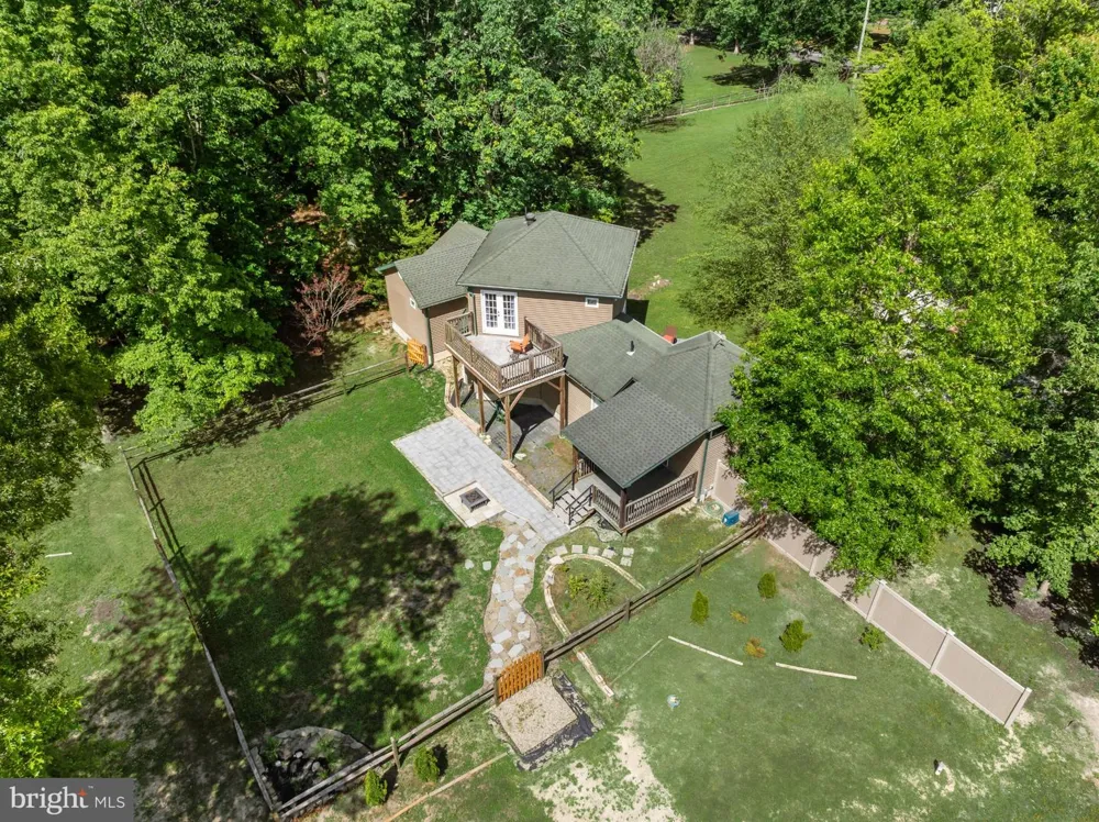6330 ESTELLE AVENUE Mays Landing, NJ 08330