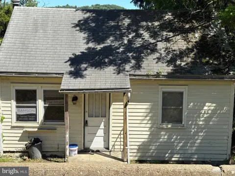 416 POPLAR STREET