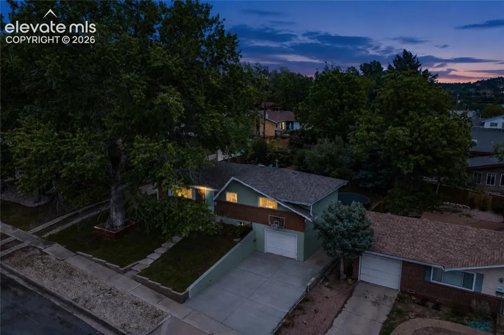1911 Berkshire Lane