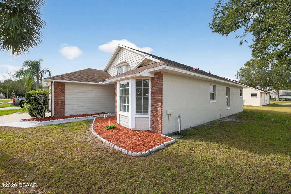 233 S Aberdeen Circle Sanford, FL 32773