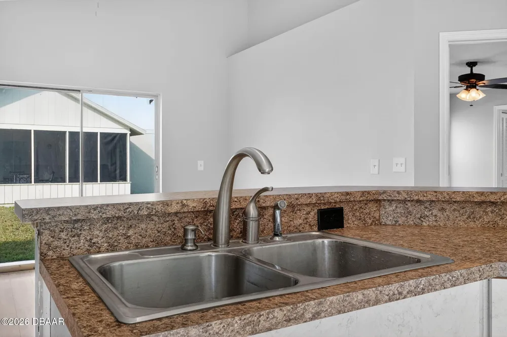 233 S Aberdeen Circle Sanford, FL 32773