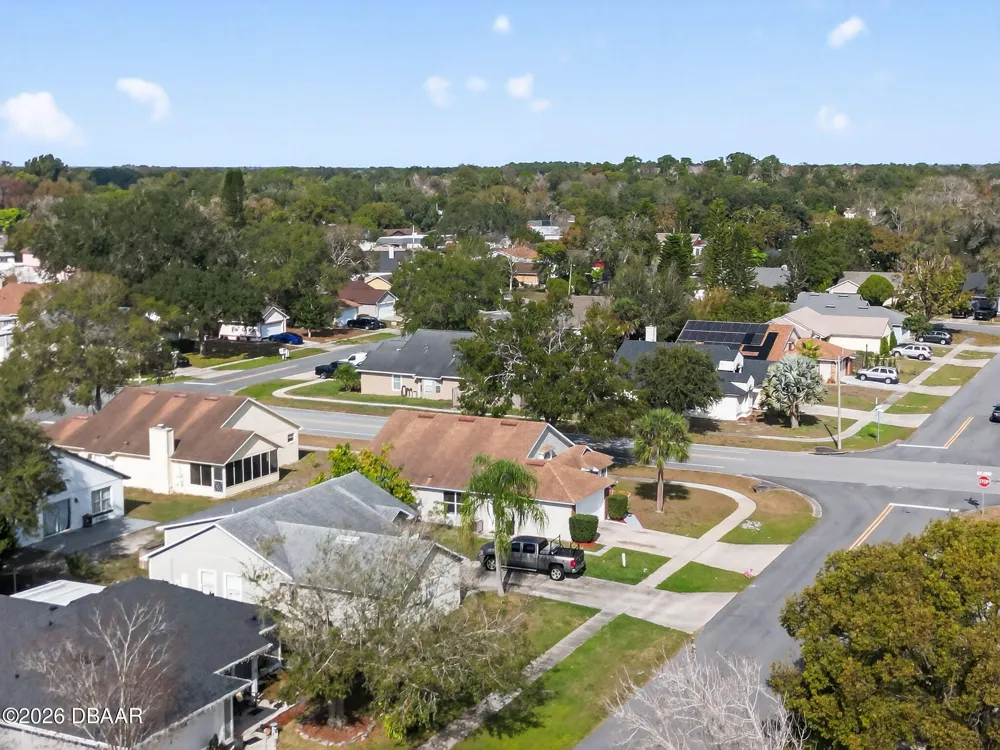 233 S Aberdeen Circle Sanford, FL 32773