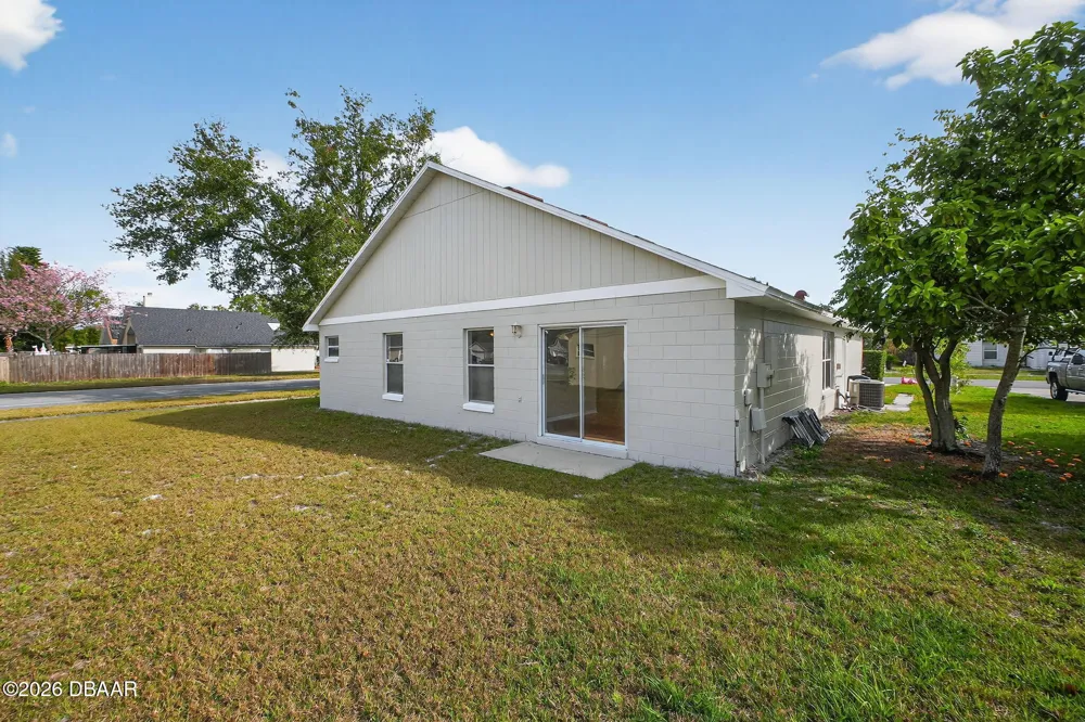 233 S Aberdeen Circle Sanford, FL 32773