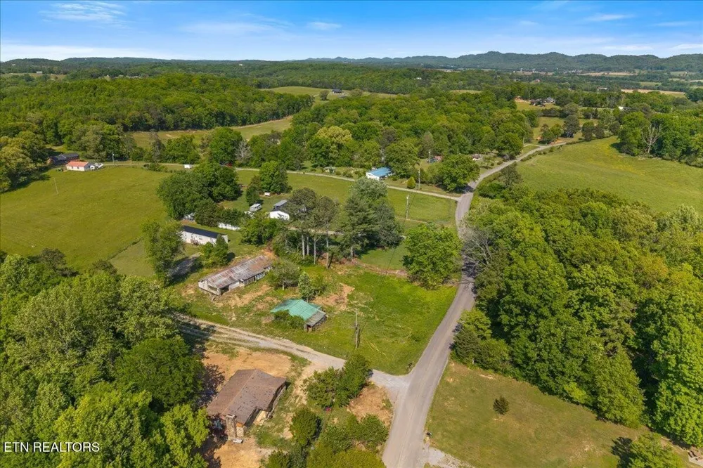 263 County Road 361 Niota, TN 37826