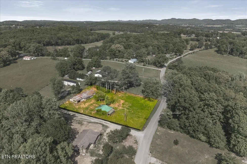 263 County Road 361 Niota, TN 37826