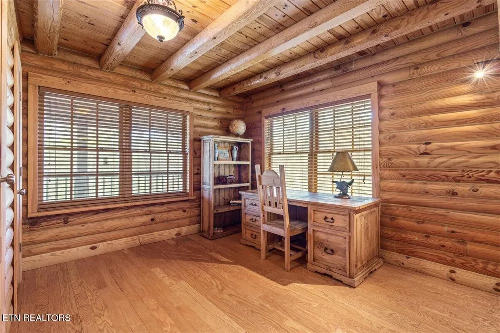 1736 Rafter Road Tellico Plains, TN 37385