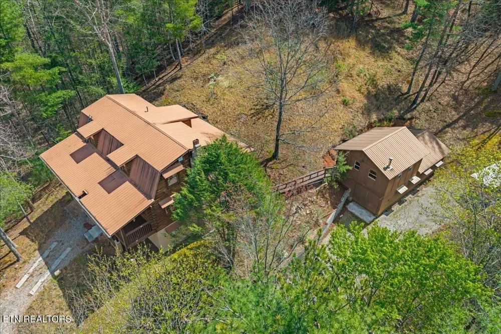 1736 Rafter Road Tellico Plains, TN 37385