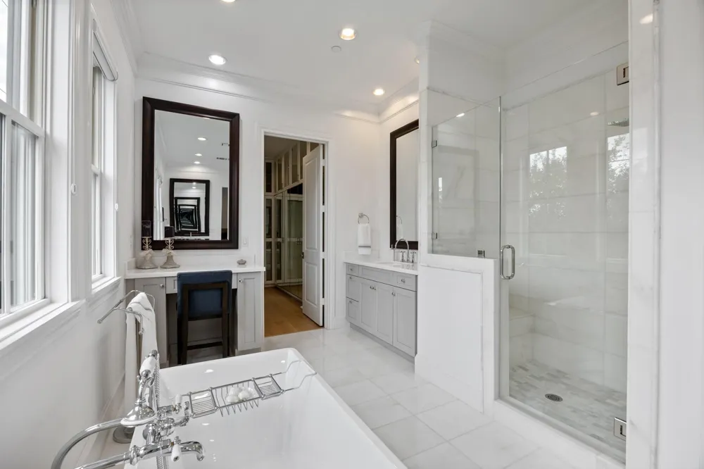 1270 Wood Hollow Drive Houston, TX 77057