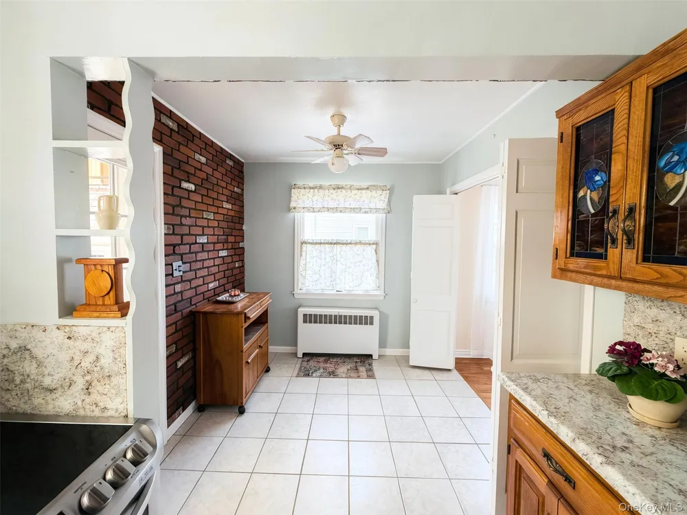 3584 Condor Road Levittown, NY 11756