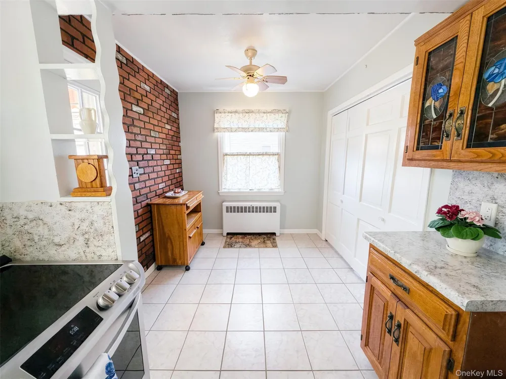 3584 Condor Road Levittown, NY 11756