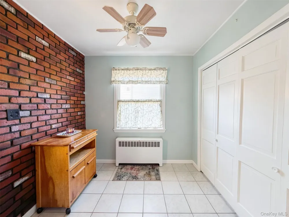 3584 Condor Road Levittown, NY 11756