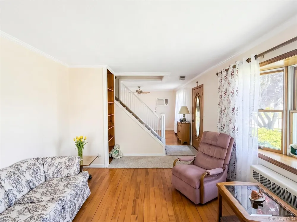 3584 Condor Road Levittown, NY 11756
