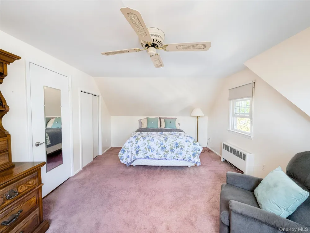 3584 Condor Road Levittown, NY 11756