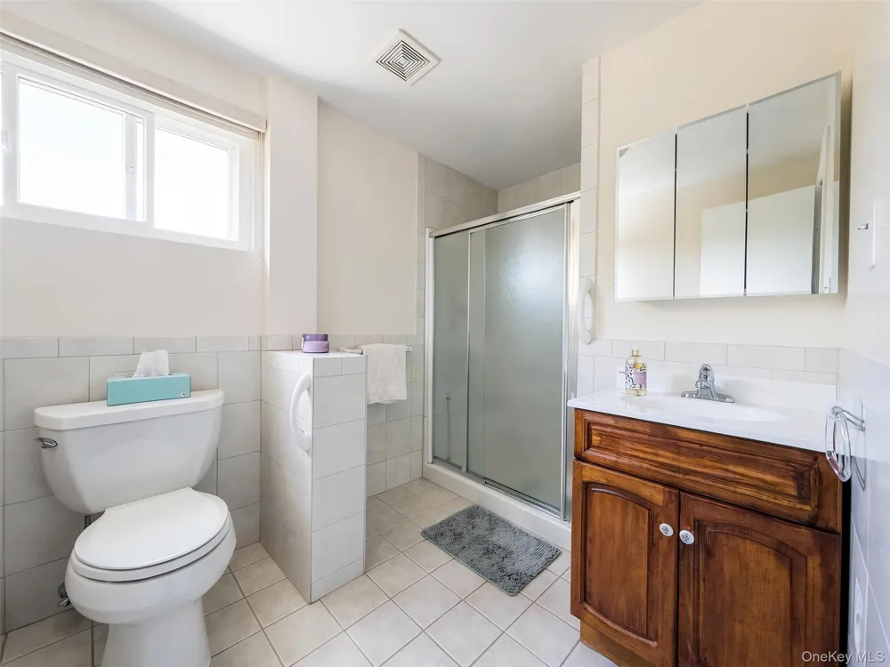 3584 Condor Road Levittown, NY 11756