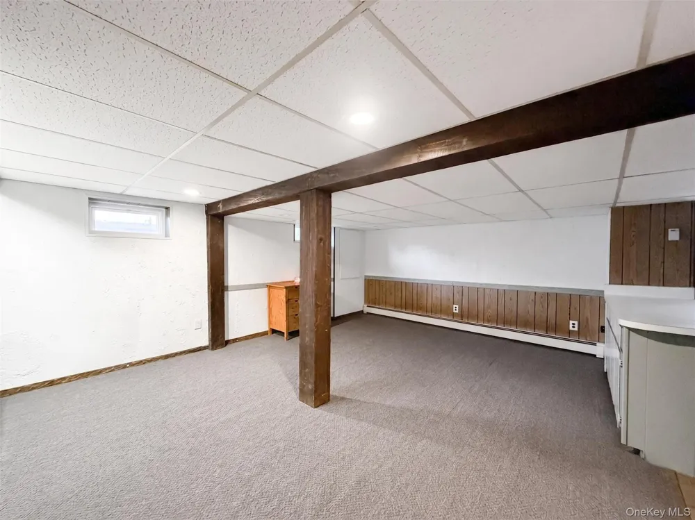 3584 Condor Road Levittown, NY 11756