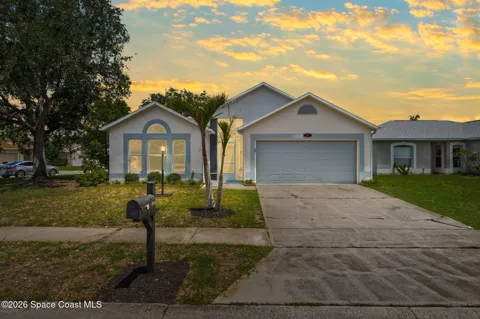 1272 White Oak Circle