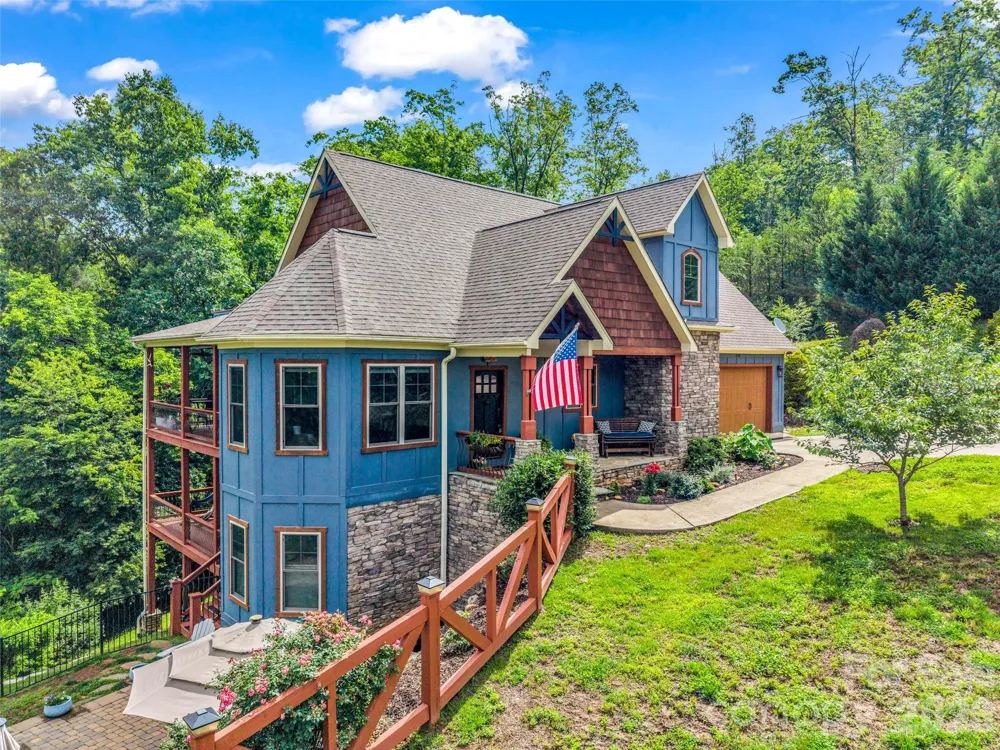 334 Willow Top Lane Lake Lure, NC 28746